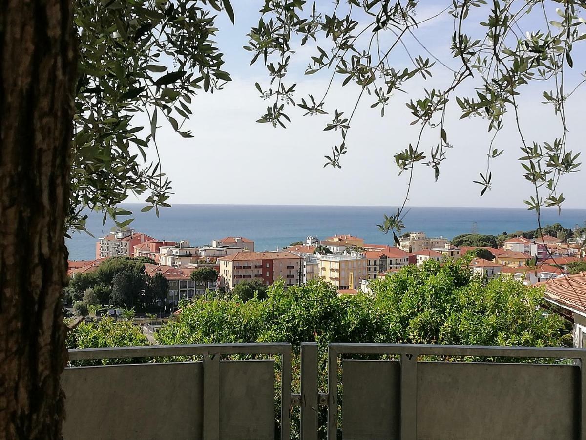 Sugli Allori Diano Marina Extérieur photo